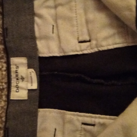 Men's Dockers straight fit - Picture 4 of 9